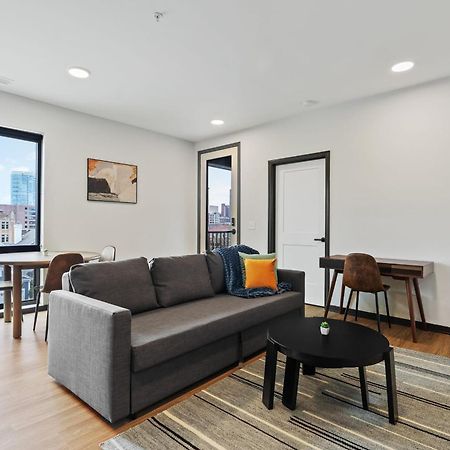 Cozysuites On Mass With Garage Parking #7 Indianapolis Ngoại thất bức ảnh