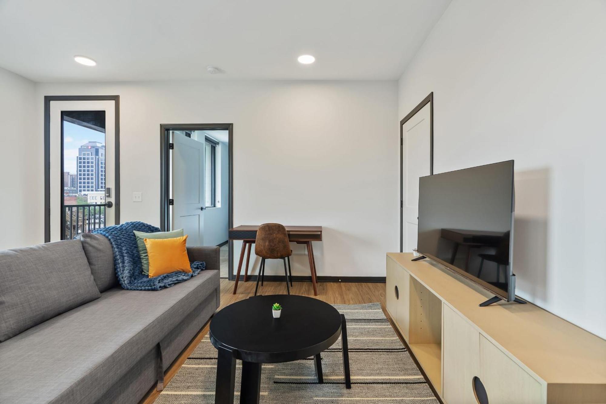 Cozysuites On Mass With Garage Parking #7 Indianapolis Ngoại thất bức ảnh