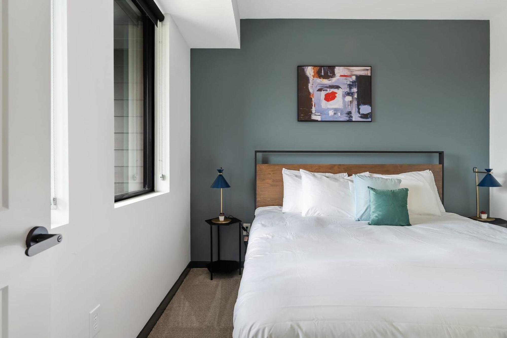 Cozysuites On Mass With Garage Parking #7 Indianapolis Ngoại thất bức ảnh